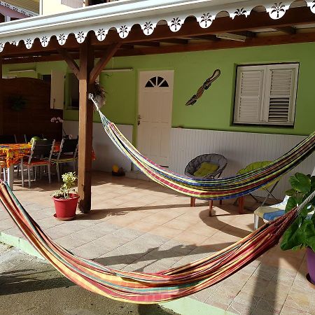 Bel Appartement - Proche Des Plages De Sainte Anne Exterior photo