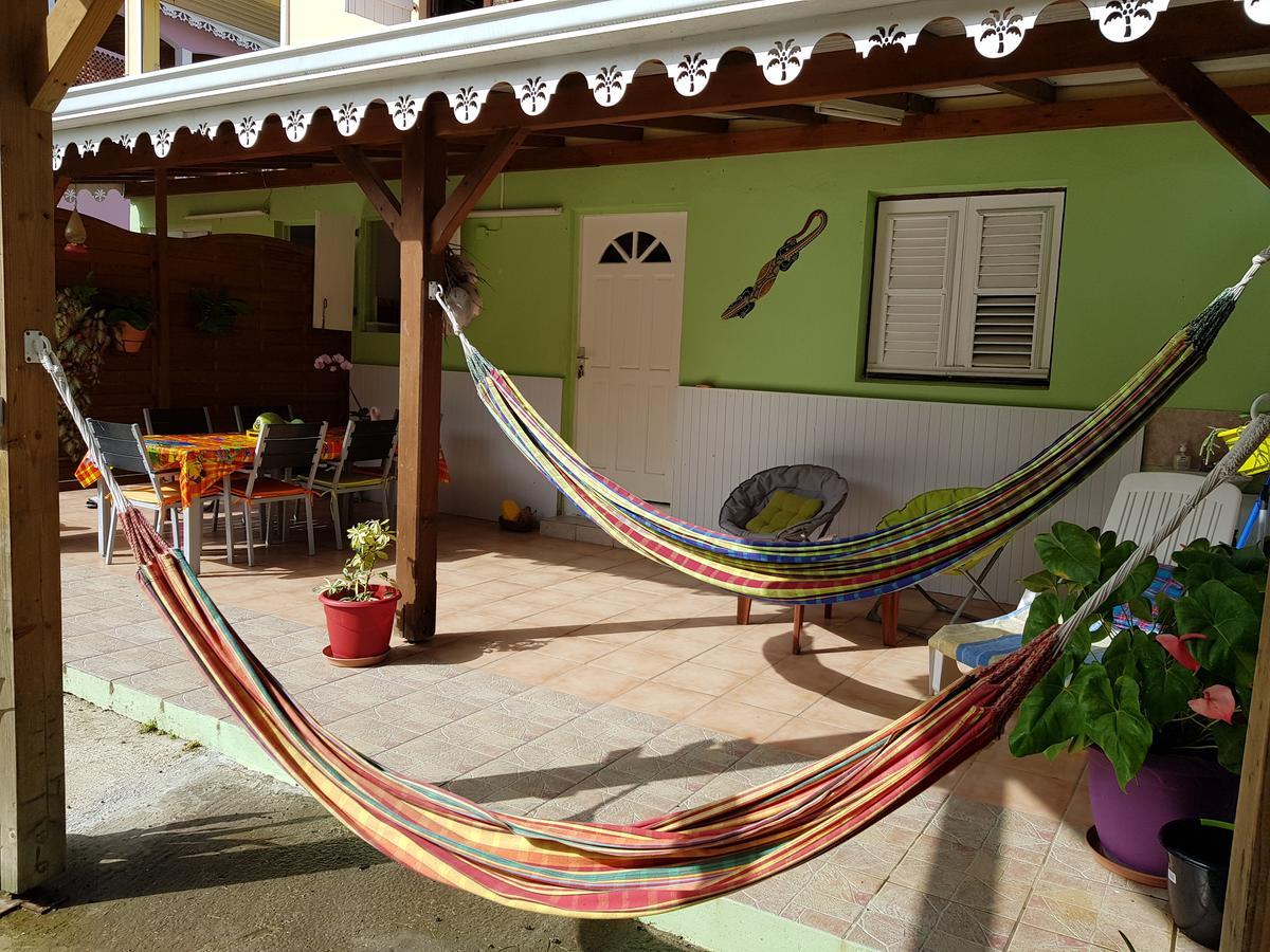 Bel Appartement - Proche Des Plages De Sainte Anne Exterior photo